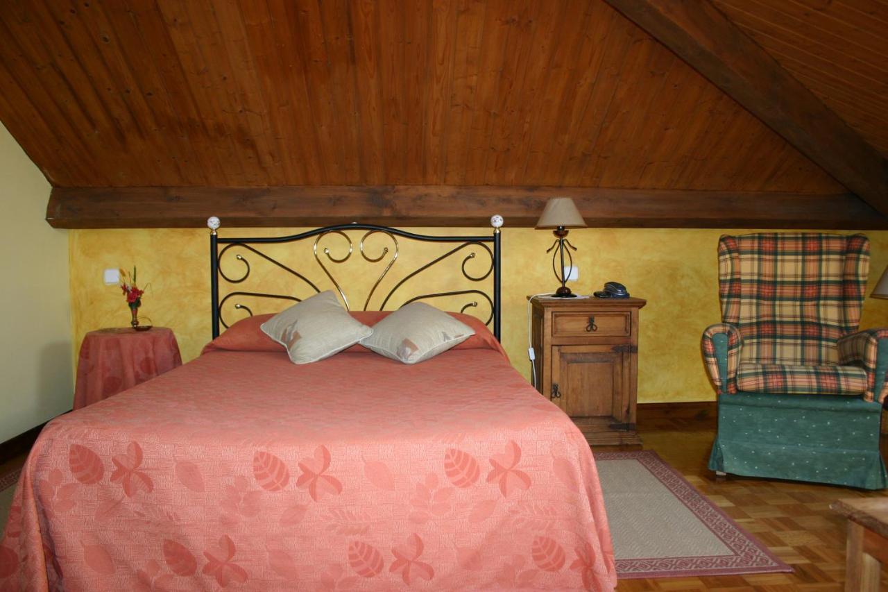 Habitaciones Y Estudios- Hotel "Posada De Cantabria El Solar" - Cenas Y Gintonic- Bar -Terraza Panoramica Galizano Zewnętrze zdjęcie