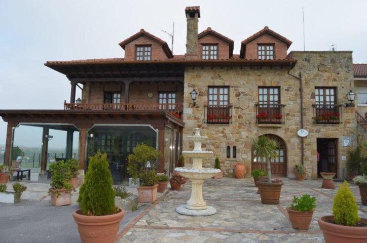 Habitaciones Y Estudios- Hotel "Posada De Cantabria El Solar" - Cenas Y Gintonic- Bar -Terraza Panoramica Galizano Zewnętrze zdjęcie