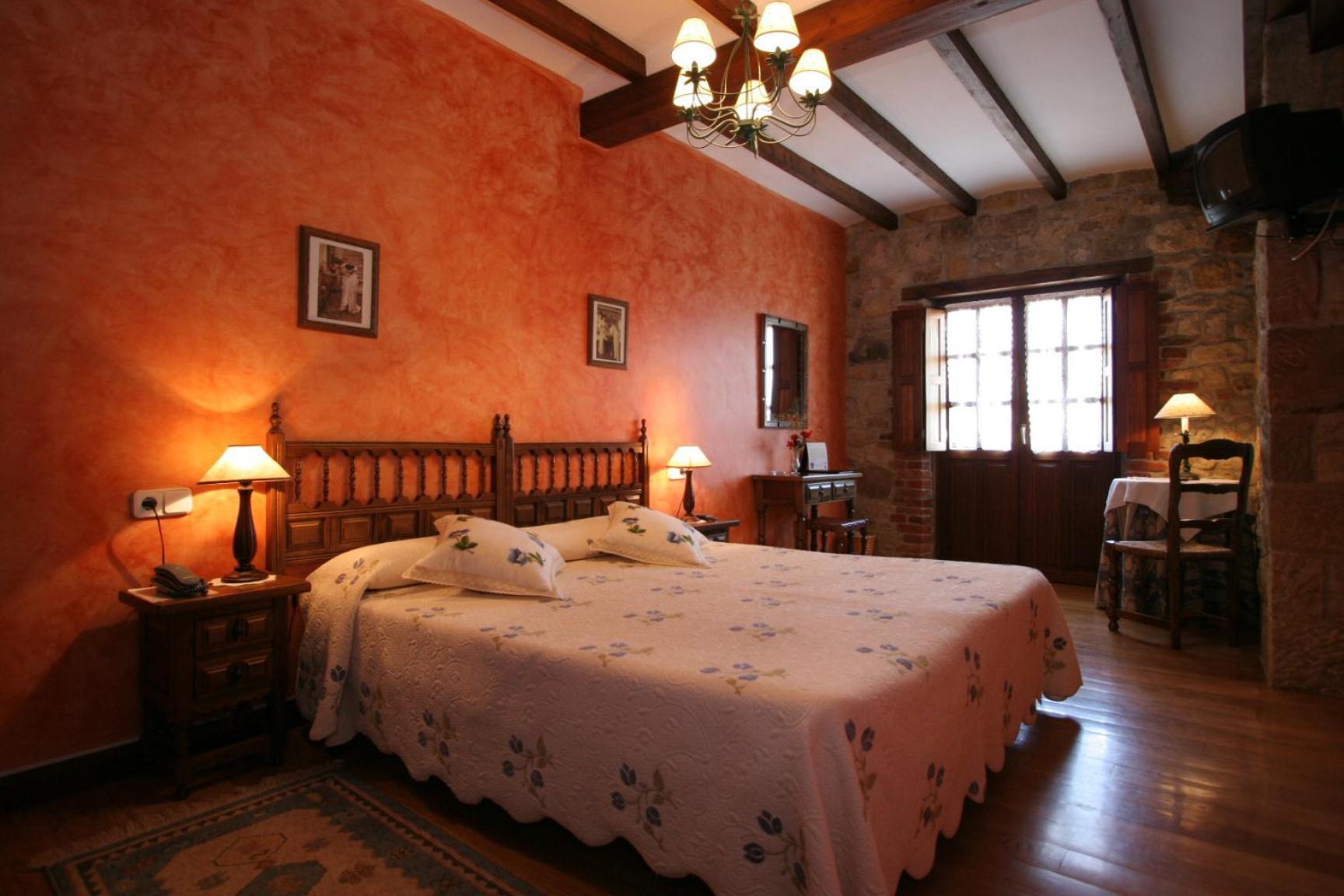 Habitaciones Y Estudios- Hotel "Posada De Cantabria El Solar" - Cenas Y Gintonic- Bar -Terraza Panoramica Galizano Zewnętrze zdjęcie