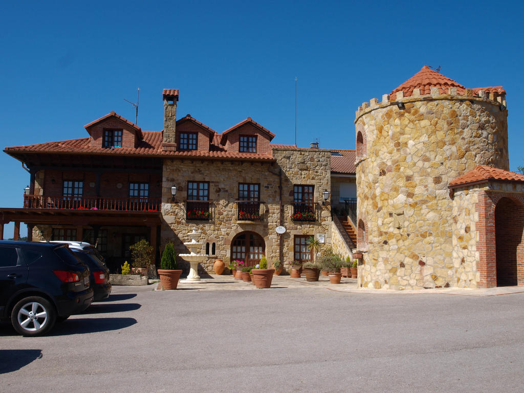 Habitaciones Y Estudios- Hotel "Posada De Cantabria El Solar" - Cenas Y Gintonic- Bar -Terraza Panoramica Galizano Zewnętrze zdjęcie