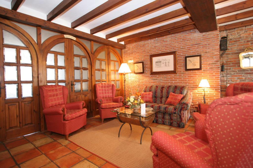 Habitaciones Y Estudios- Hotel "Posada De Cantabria El Solar" - Cenas Y Gintonic- Bar -Terraza Panoramica Galizano Zewnętrze zdjęcie