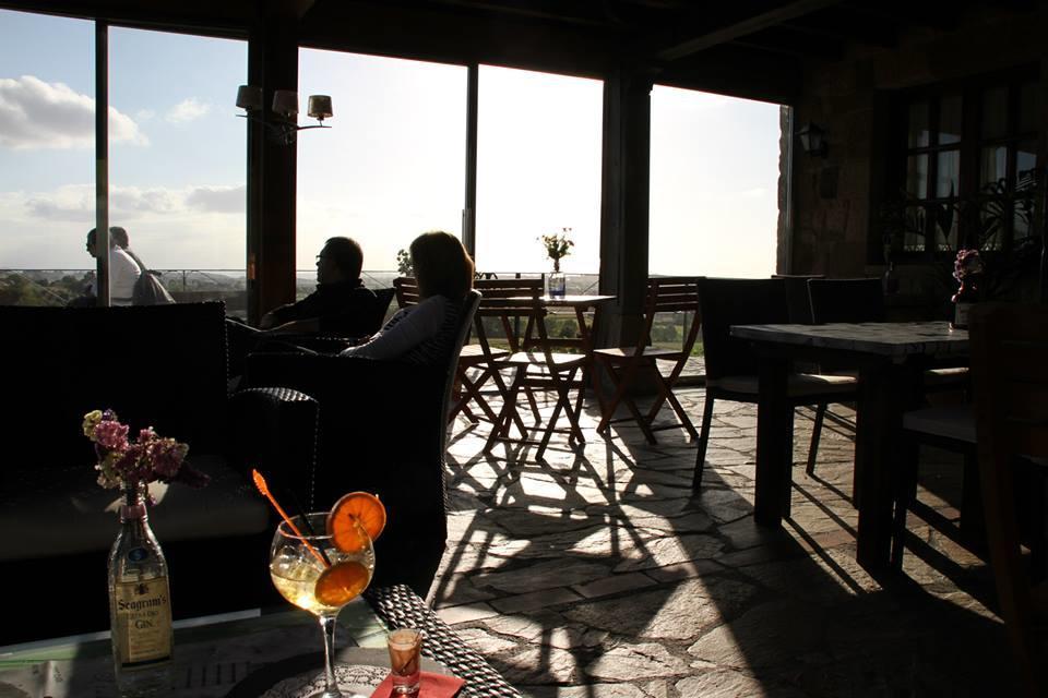 Habitaciones Y Estudios- Hotel "Posada De Cantabria El Solar" - Cenas Y Gintonic- Bar -Terraza Panoramica Galizano Zewnętrze zdjęcie